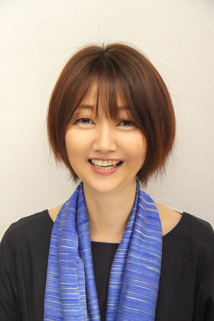 小林 麻希子